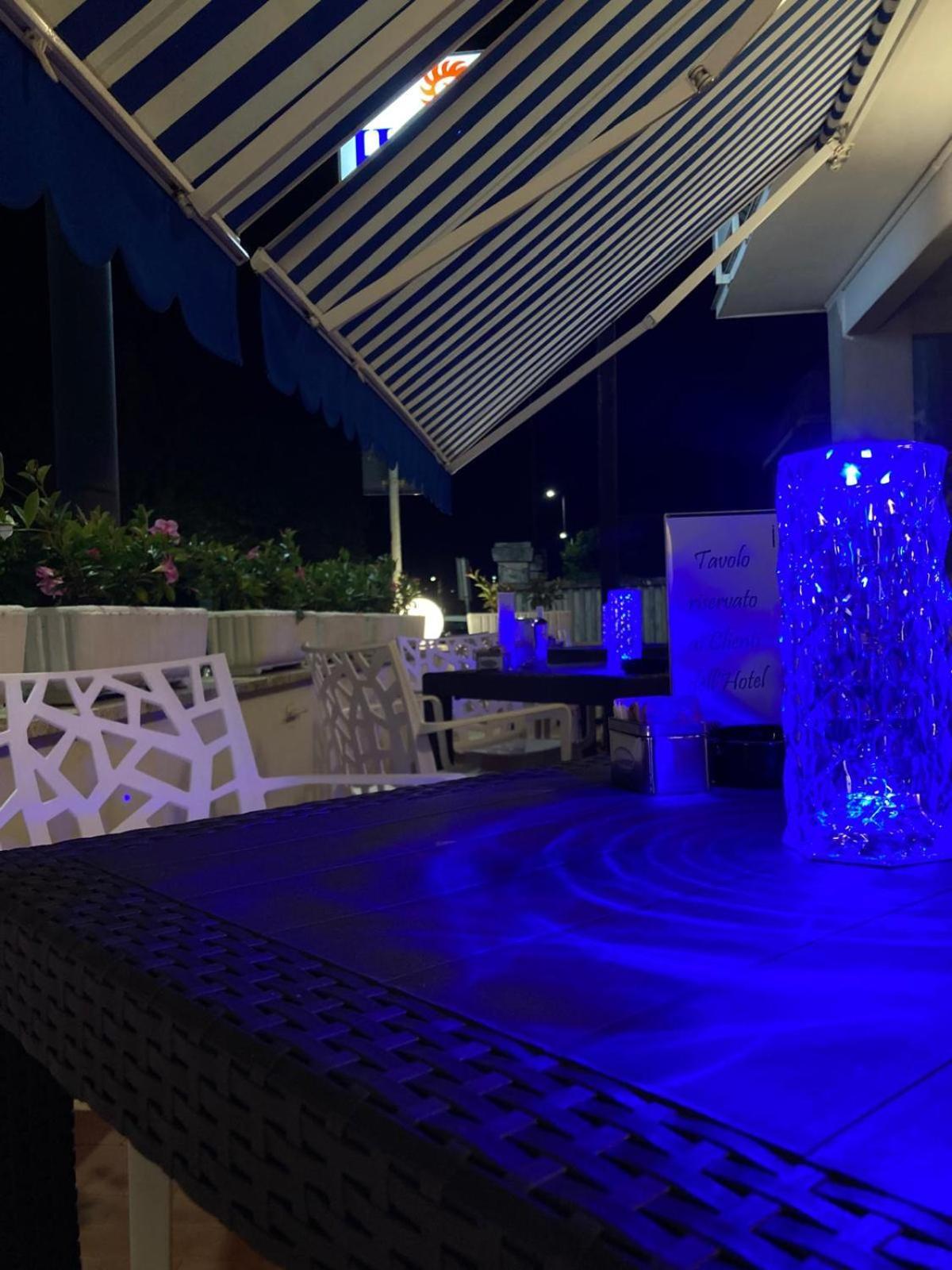 Hotel Promenade Porto SantʼElpidio Zewnętrze zdjęcie
