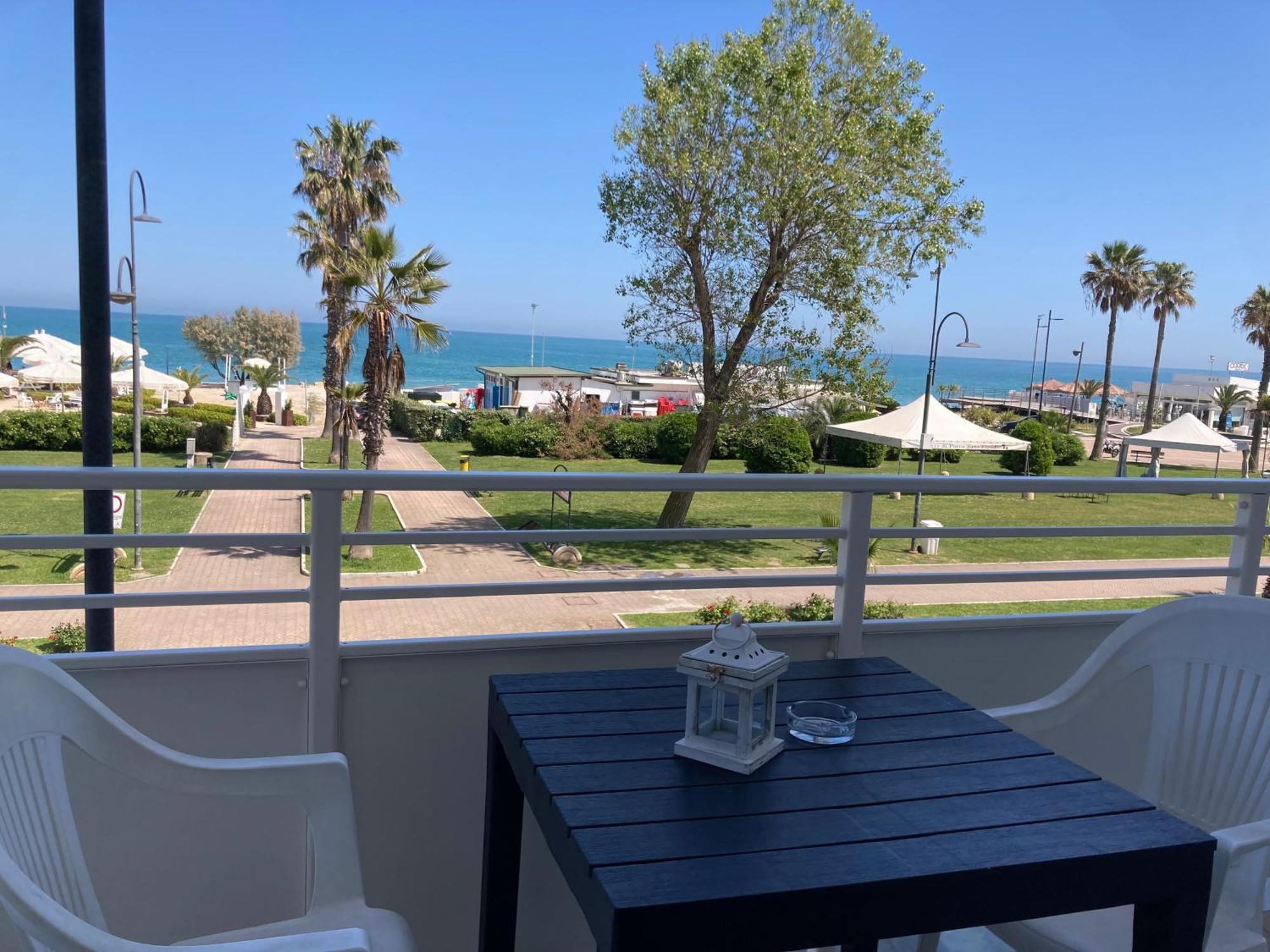 Hotel Promenade Porto SantʼElpidio Zewnętrze zdjęcie